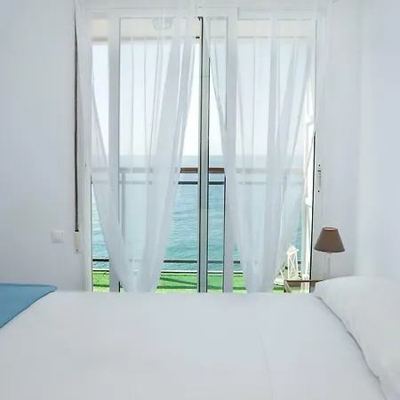 Helios Apartment *